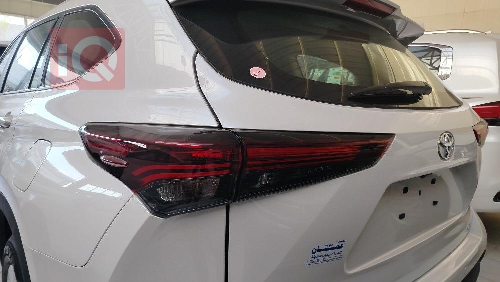 تويوتا هايلاندر